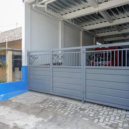 Reddoorz Near Universitas Semarang 2 Alastuwo Εξωτερικό φωτογραφία