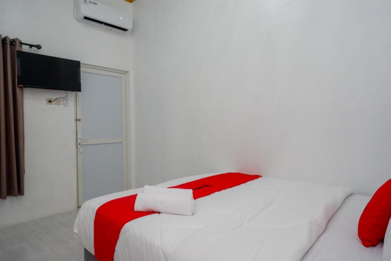 Reddoorz Near Universitas Semarang 2 Alastuwo Εξωτερικό φωτογραφία