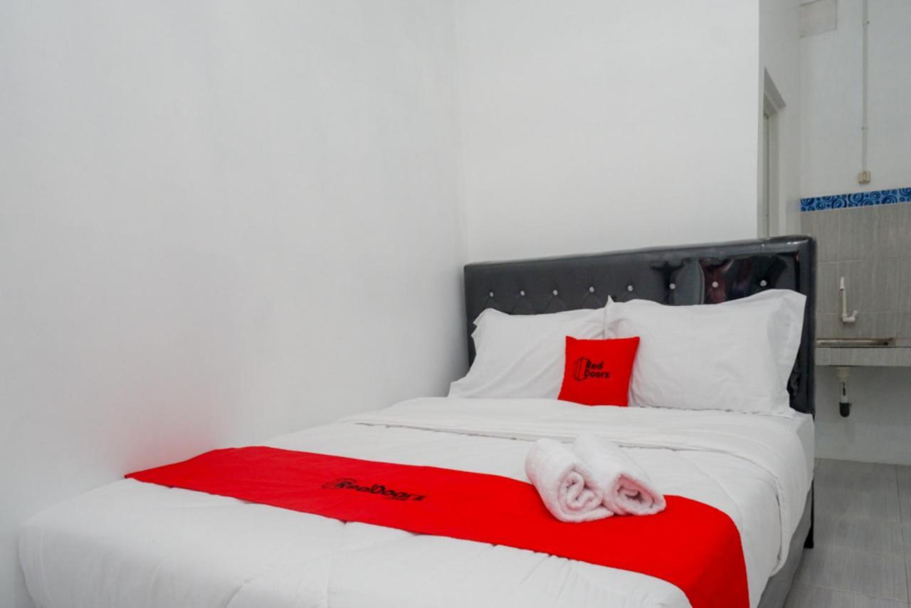 Reddoorz Near Universitas Semarang 2 Alastuwo Εξωτερικό φωτογραφία