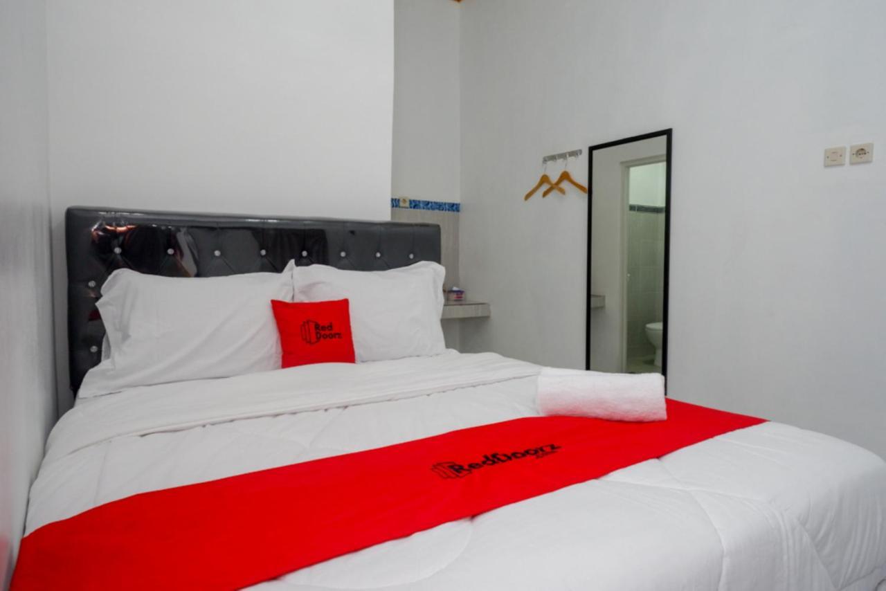 Reddoorz Near Universitas Semarang 2 Alastuwo Εξωτερικό φωτογραφία