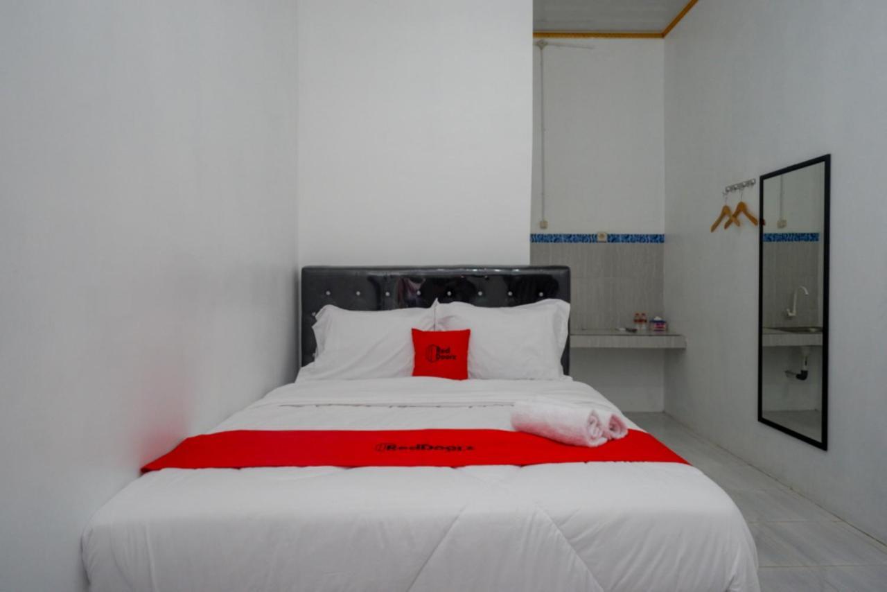 Reddoorz Near Universitas Semarang 2 Alastuwo Εξωτερικό φωτογραφία